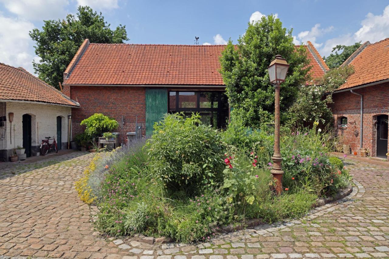 Letabli Hotel Ennetieres-en-Weppes Exterior foto